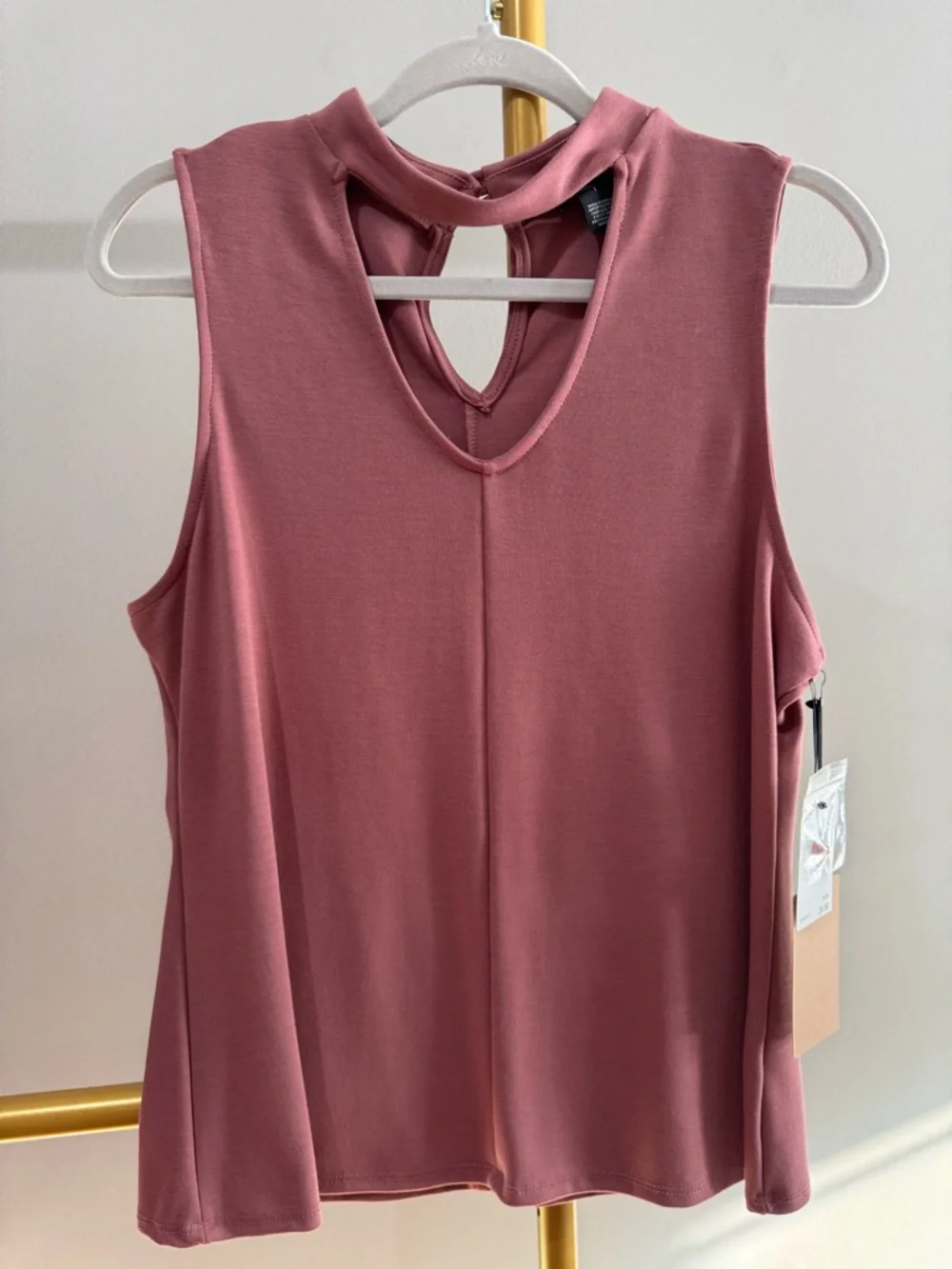 Halogen Sleeveless Keyhole Top - Mauve Pink - Picture 9 of 9
